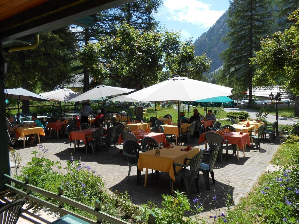 Hotel Engilberge Ailefroide Exterior foto